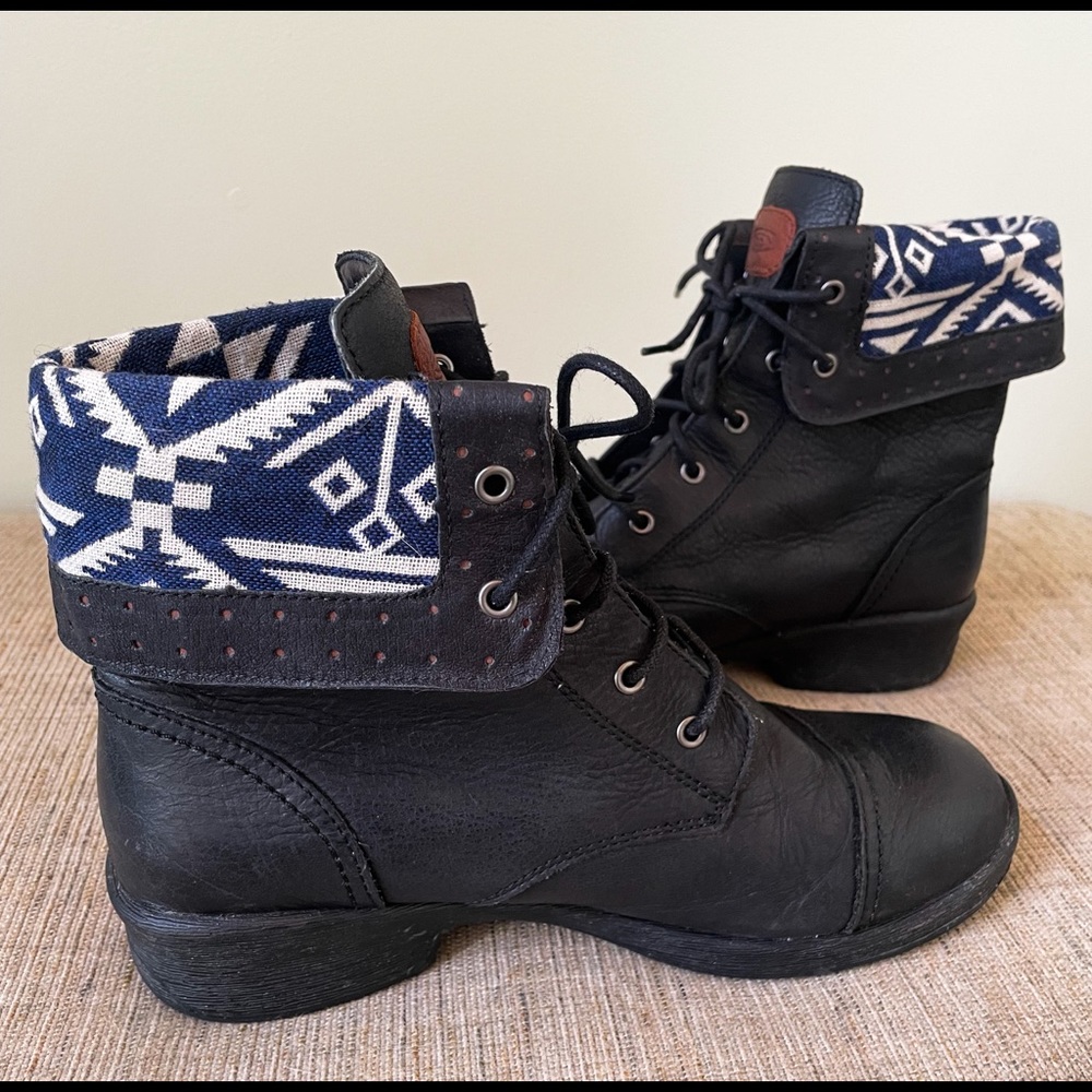 Keen Tyretread Lace Boot in Black